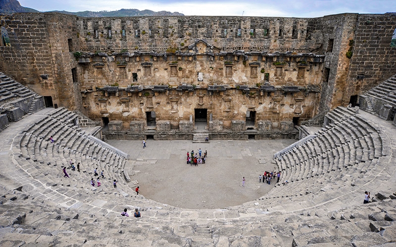 2019ʹun en güçlü tema adayı Aspendos