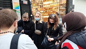 İstanbul'un kural tanımaz turistleri cezadan kurtulamadı!