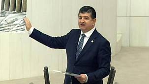 Turizm çalışanları üvey evlat muamelesi görüyor dedi, Bakan Ersoy'a soru önergesi verdi!