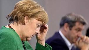 'Evde Kalıyoruz İlkesi' geçerli olacak diyen Merkel geri adım attı, özür diledi!