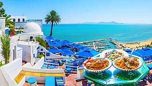 Rusların gözde tatil ülkesi yabancı turistler için karantinayı kaldırdı