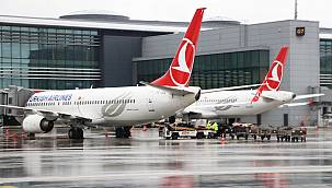 THY'nin iki uçağında bomba ihbarı!