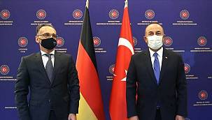 Bakan Çavuşoğlu: ''Turistin görebileceği herkes Mayıs sonuna kadar aşılanacak''