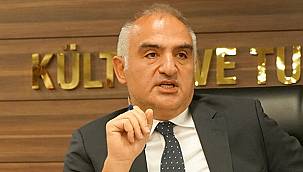Bakan Ersoy Türkiye'nin yeni 2021 turist sayısı hedefini açıkladı