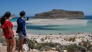 Aşı olana turizm sektöründe kullanılacak 150 Euro verecekler