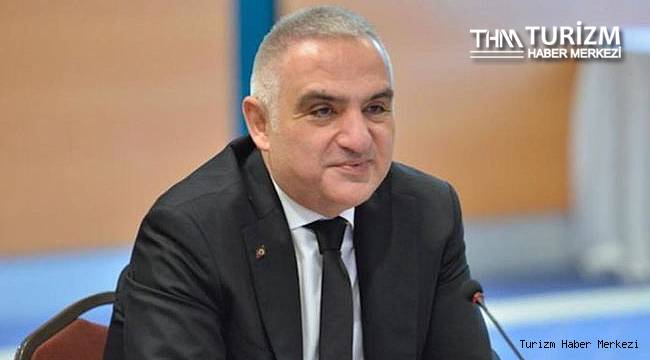 Bakan Ersoy'dan 2021 yılı turist sayısı ve gelir hedefi açıklaması!