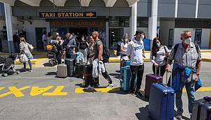 Delta kabusu tatil cennetini cehenneme döndürdü! Tatilciler terk ediyor