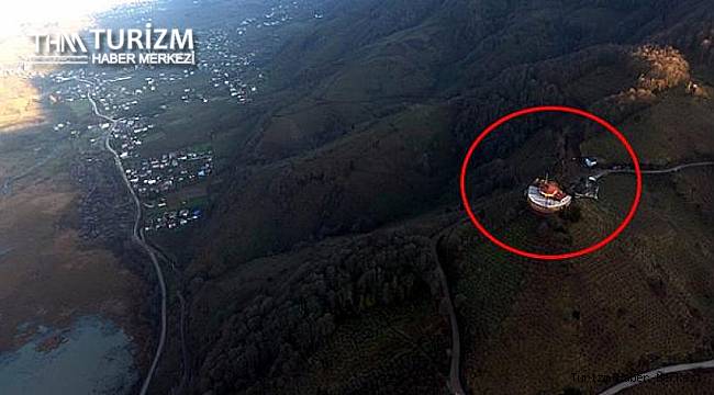 Küçükken keçi otlattığı tepeye hayal ettiği oteli kurdu