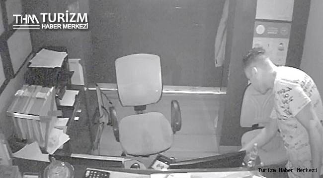 Resepsiyon görevlisi uyudu, otel hırsızlarının rahatlığı pes dedirtti!