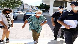 Yer Alanya! Rus kadın, Rus turisti soydu