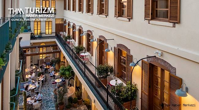 Galata Kulesi'nin yanı başındaki tarihi okul binası otel oldu
