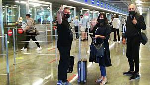 İngiliz turist sevinci! İlk kafile Dalaman'a geldi