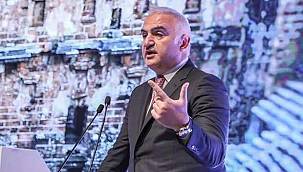 Var mı arttıran? Bakan Ersoy 2021 turizm hedefini tekrar revize etti