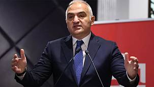 Bakan Ersoy: ''Bahanelere sığınarak turizm hedeflerimizden vazgeçecek değiliz''