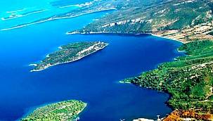 Marmaris'te sahibinden satılık günübirlik konaklama tesisine uygun ada!