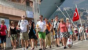 Bakanlık Türkiye'ye gelen turist sayısını açıkladı! İşte Türkiye'nin yeni gözdeleri