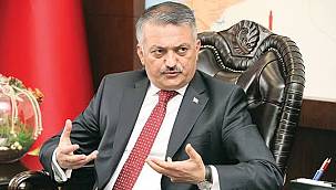 Antalya'da otel bulamayanların adresi Vali Yazıcı!