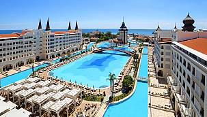 Antalya'daki 5 yıldızlı otelde gizemli hastalık! Soruşturma başlatıldı