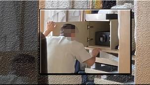 Otel çalışanının hırsızlığını odaya kurduğu gizli kamera ile ortaya çıkardı!