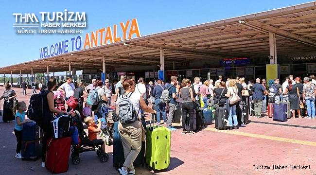 Antalya turist sayısında rekor kırmaya devam ediyor!