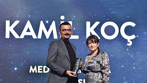 Kamil Koç Karayolu Taşımacılığı'nda Yılın İtibarlısı seçildi!