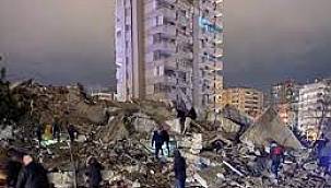 İsias Otel'de enkaz altında kalan rehber grubundan 12 kişi kurtarıldı!