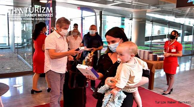 İngiliz turist sevinci! İlk kafile geldi