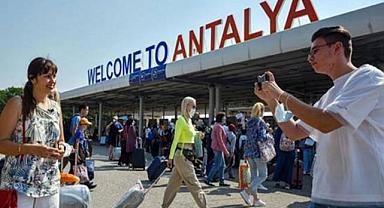 Antalya'da 2 turizm pazarında yüzde 50 turist artışı!