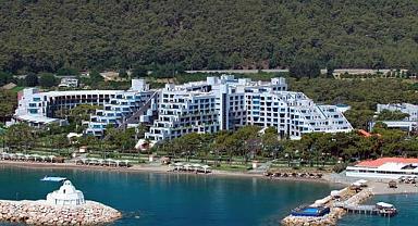 Antalya'daki 5 yıldızlı otelde zehirlenen turistler hastanelik oldu!