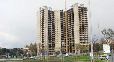 32 yıldır atıl durumda olan mühürlü otel inşaatına yeniden başladılar!