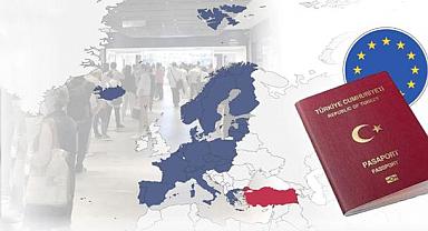 Türkler Avrupa'ya gitmek için sıraya girdi! Schengen'e rekor başvuru