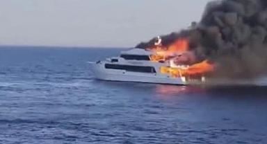 Turist dolu tekne alev alev yandı!