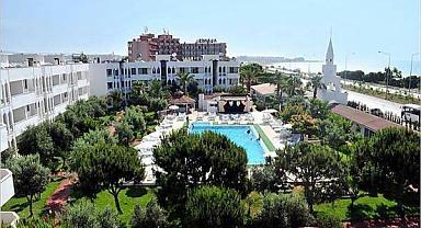 5 kadın ortak birbirine düştü! Alanya'nın ünlü oteli mahkeme tarafından satışa çıkarıldı