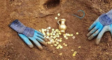 Rus turist define ararken suçüstü yakalandı!