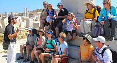 Turist rehberlerinin 2024 yılı taban ücretleri belli oldu!