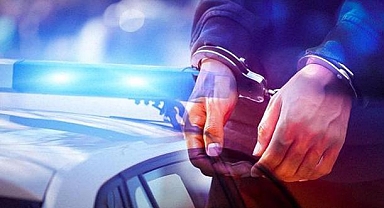Ülke şokta! Eski Turizm Bakanı yolsuzluk iddiasıyla gözaltına alındı
