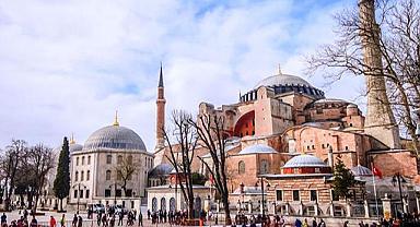 Ayasofya'da turistlerin ödeyeceği giriş ücreti belli oldu!