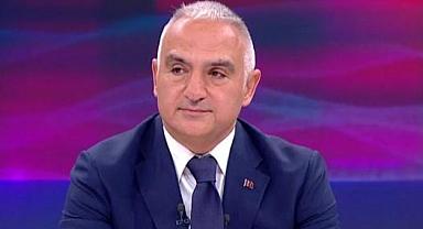 Bakan Ersoy maaşını ne yaptığını açıkladı!