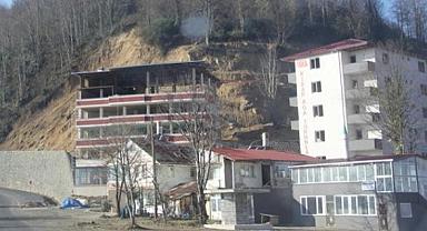Orman arazisine rüşvetle yapılan kaçak otel hakkında karar verildi