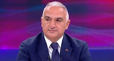 Konutların turizm amaçlı kiralanması düzenlemesi ertelendi mi? Bakan Ersoy'dan önemli açıklama