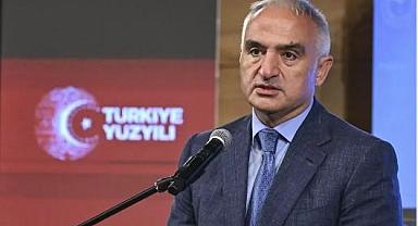 Türkiye dünya turizminde kaçıncı sırada? Bakan Ersoy yeni hedef ile birlikte açıkladı