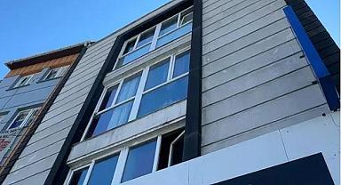 Üç kez mührü sökülen İstanbul'daki sabıkalı otele yeni baskın! Ruhsatsız tabanca, sahte dolar...
