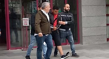 İnsan müsveddesi! Turizm rehberliği öğrencisini 25 bıçak darbesi ile öldürdü