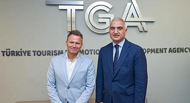 Bakan Ersoy'dan Almanya turizm pazarı ile ilgili önemli görüşme!