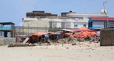 İntihar bombacısı otel ve plajda katliam yaptı! 32 ölü çok sayıda yaralı var
