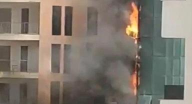 Mersin'deki 20 katlı otelde yangın!