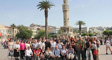 İzmir turizmi rekora koşuyor!
