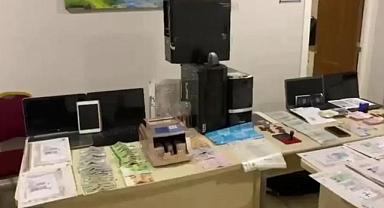 Seyahat acentasında büyük dolandırıcılık! Sahte kimlikler, para sayma makineleri...