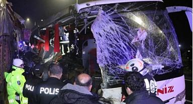Güney Akdeniz Seyahat yolcu otobüsü katliam yaptı! Ölü ve çok sayıda yaralı var