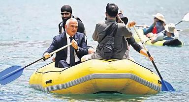Bakan Ersoy'dan Hakkari'ye iki yeni turizm merkezi müjdesi!